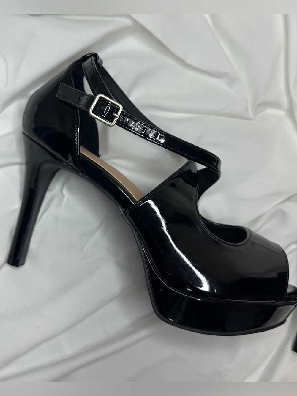 Torrid Black Patent Peep-Toe Platform Heels - size 9.5W
